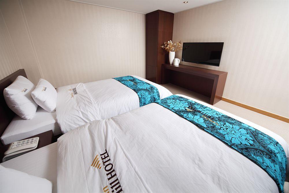 โรงแรมนัมซาน ฮิลล์ โรงแรม 3*