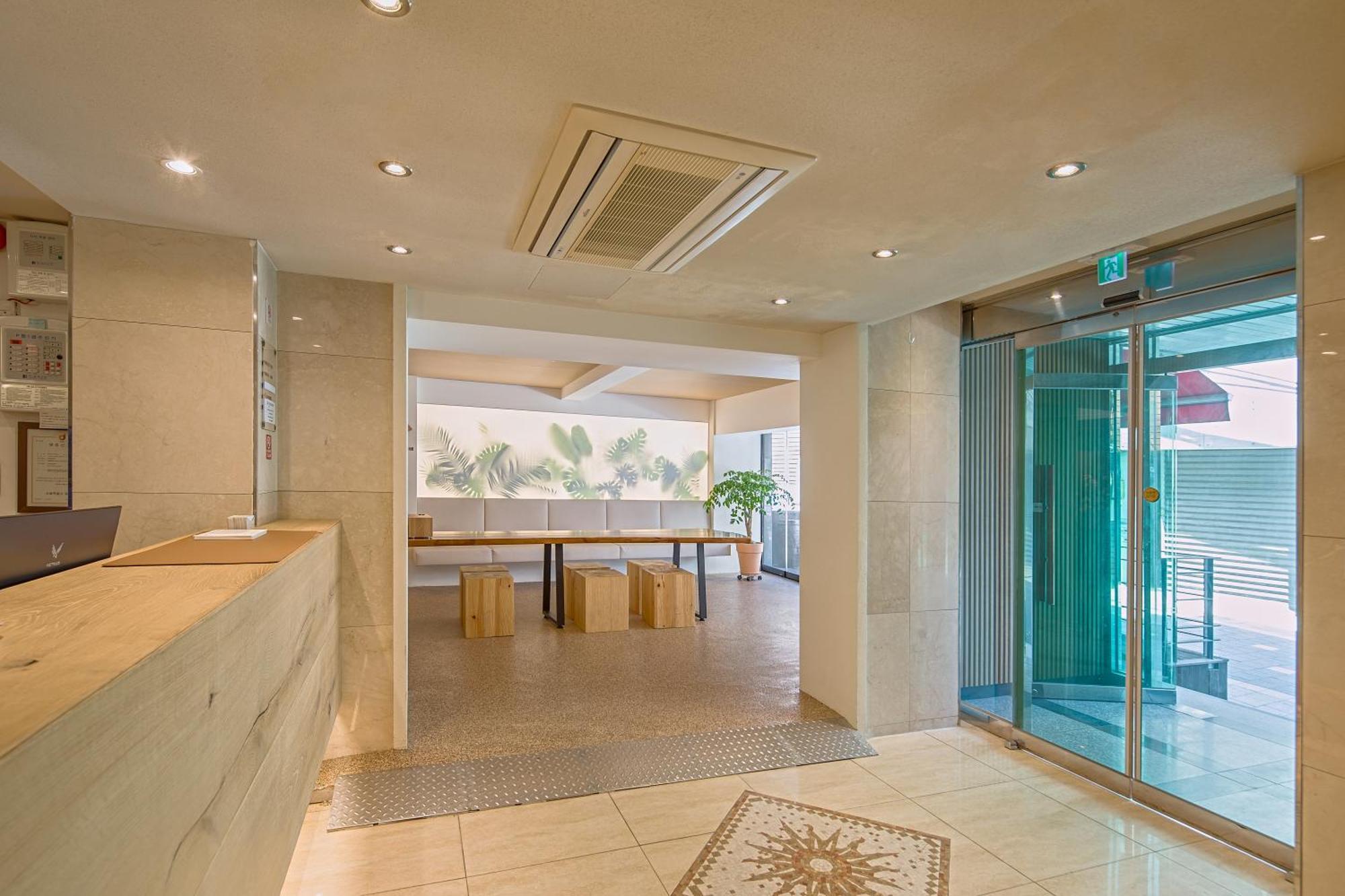 โรงแรม โรงแรมนัมซาน ฮิลล์ 3*